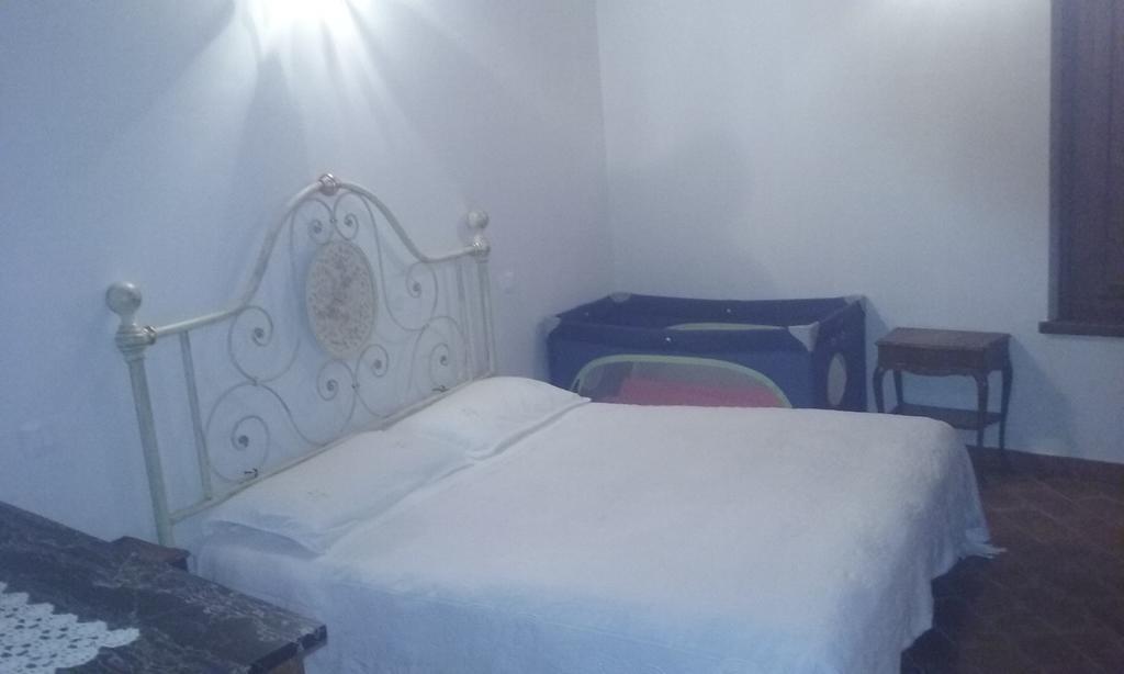 Agriturismo Il Poderetto Licciana Nardi Pokoj fotografie